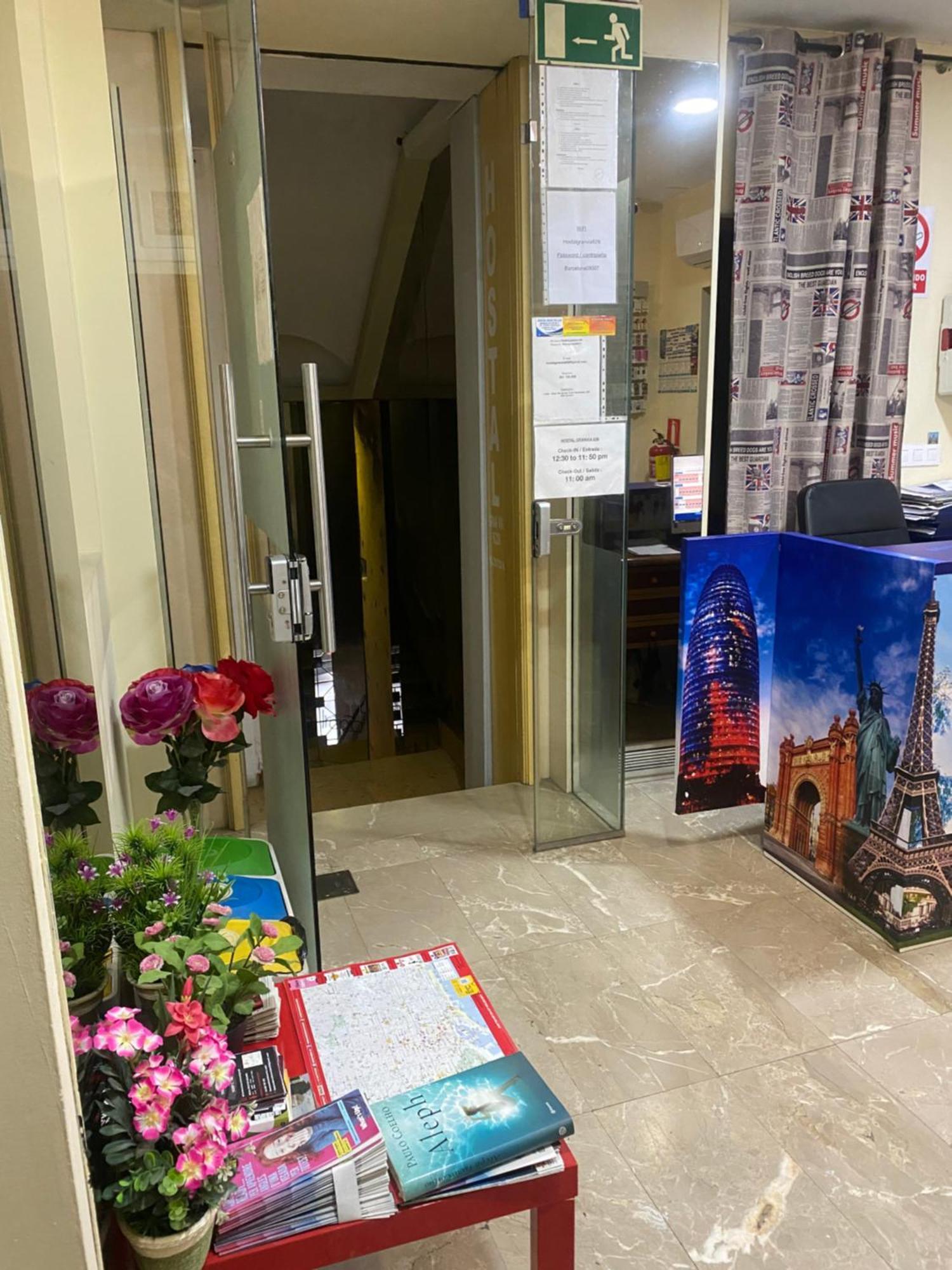 Hostal Granvia 628 巴塞罗那 外观 照片