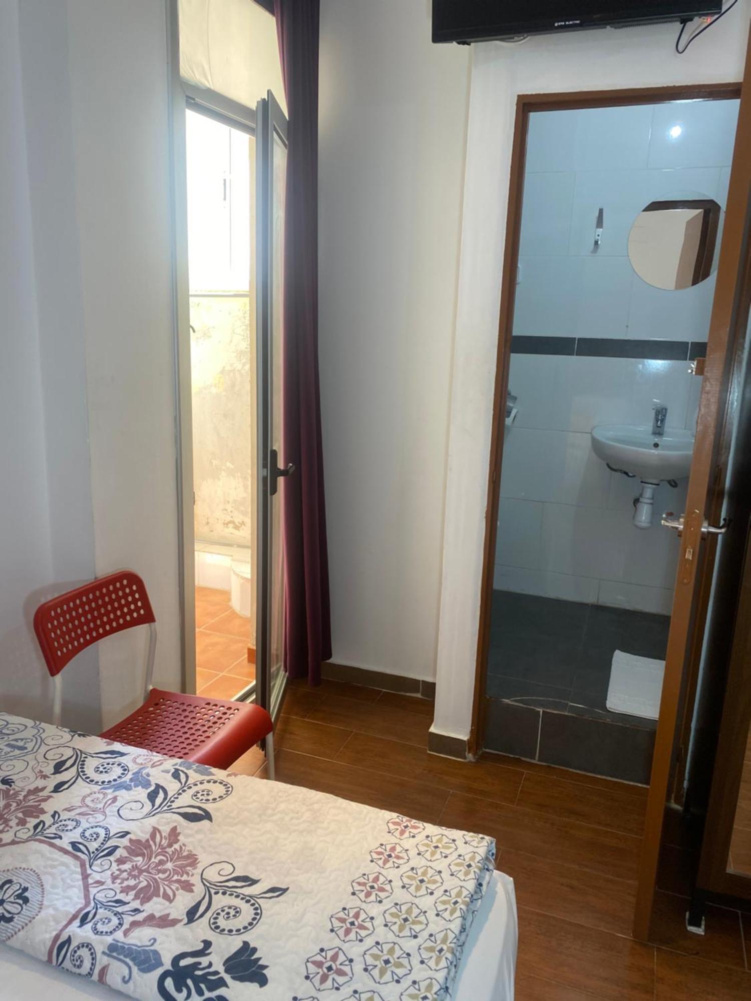Hostal Granvia 628 巴塞罗那 外观 照片