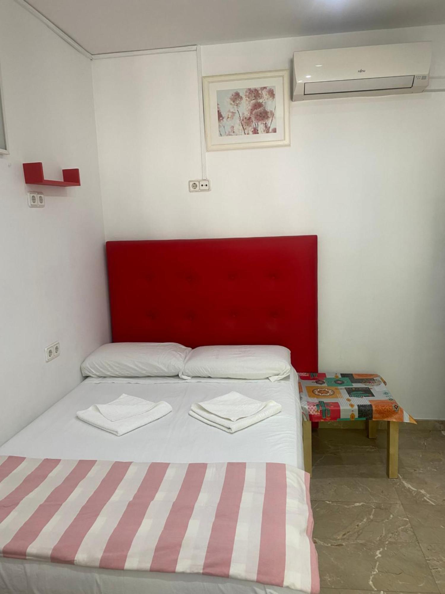 Hostal Granvia 628 巴塞罗那 外观 照片